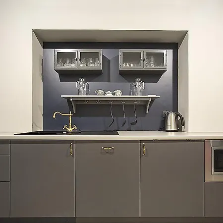 Хостел Moho L *