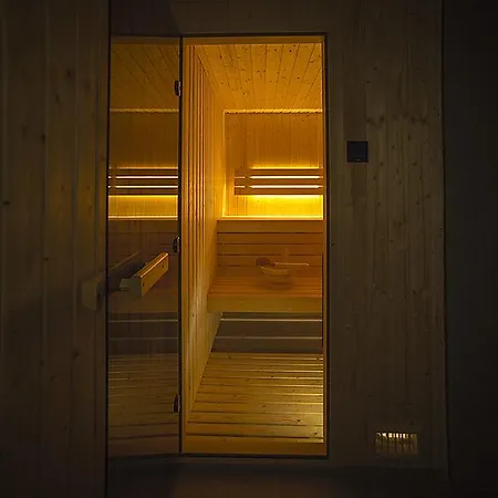 Hostel Moho L *
