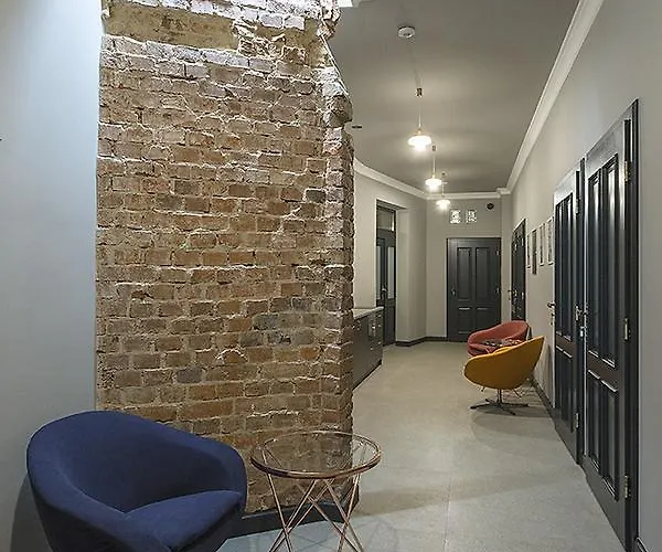 بيت شباب Moho L *