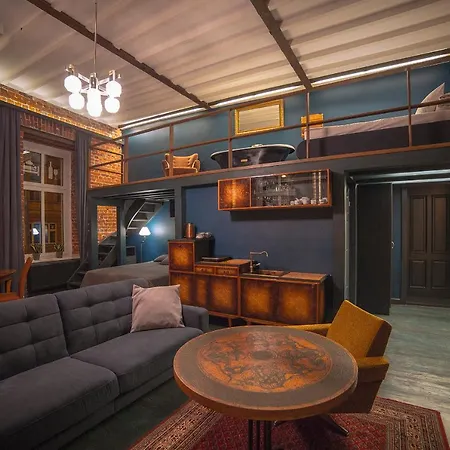 Moho L Βρότσλαβ